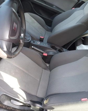 Seat Leon cena 7900 przebieg: 212121, rok produkcji 2015 z Głuchołazy małe 37
